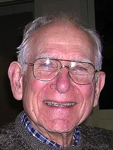 Photo of photos/Alan Douglas MacLennan d2016 portrait